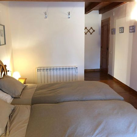 Casa De Piedra Con Encanto En El Bonito Pueblo De Bagergue Exteriér fotografie