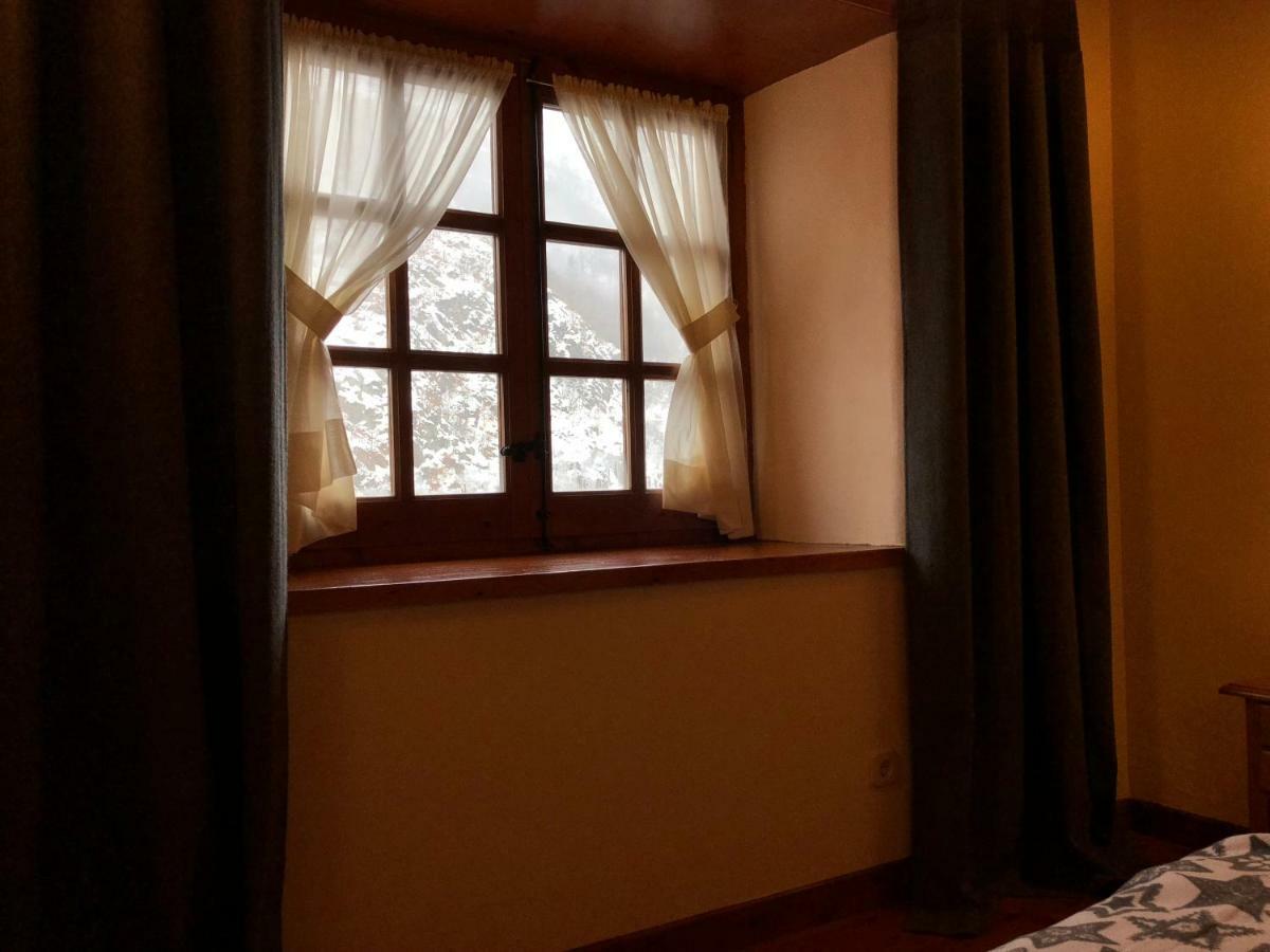 Casa De Piedra Con Encanto En El Bonito Pueblo De Bagergue Exteriér fotografie